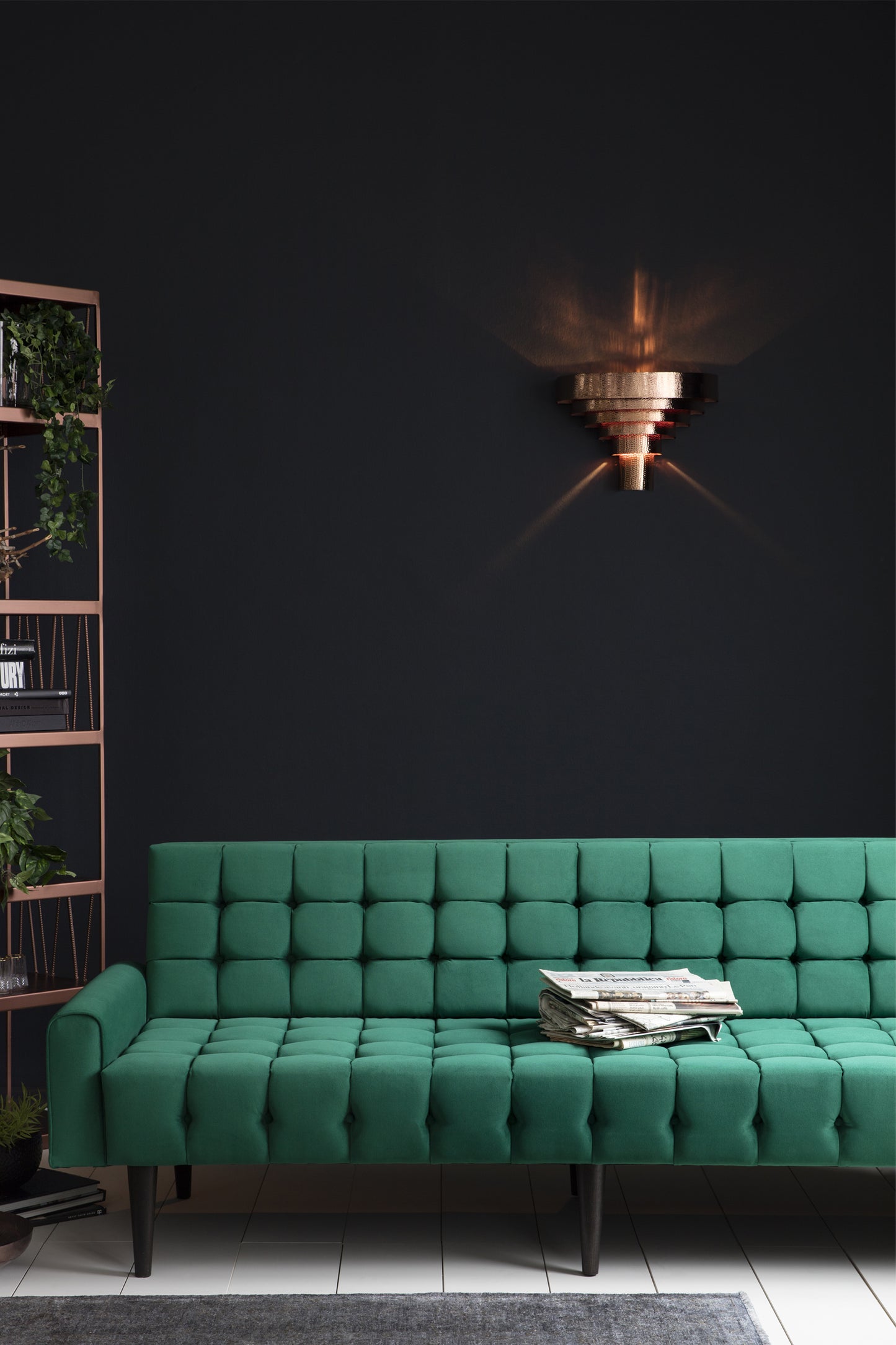 LYKIA WALL LAMP