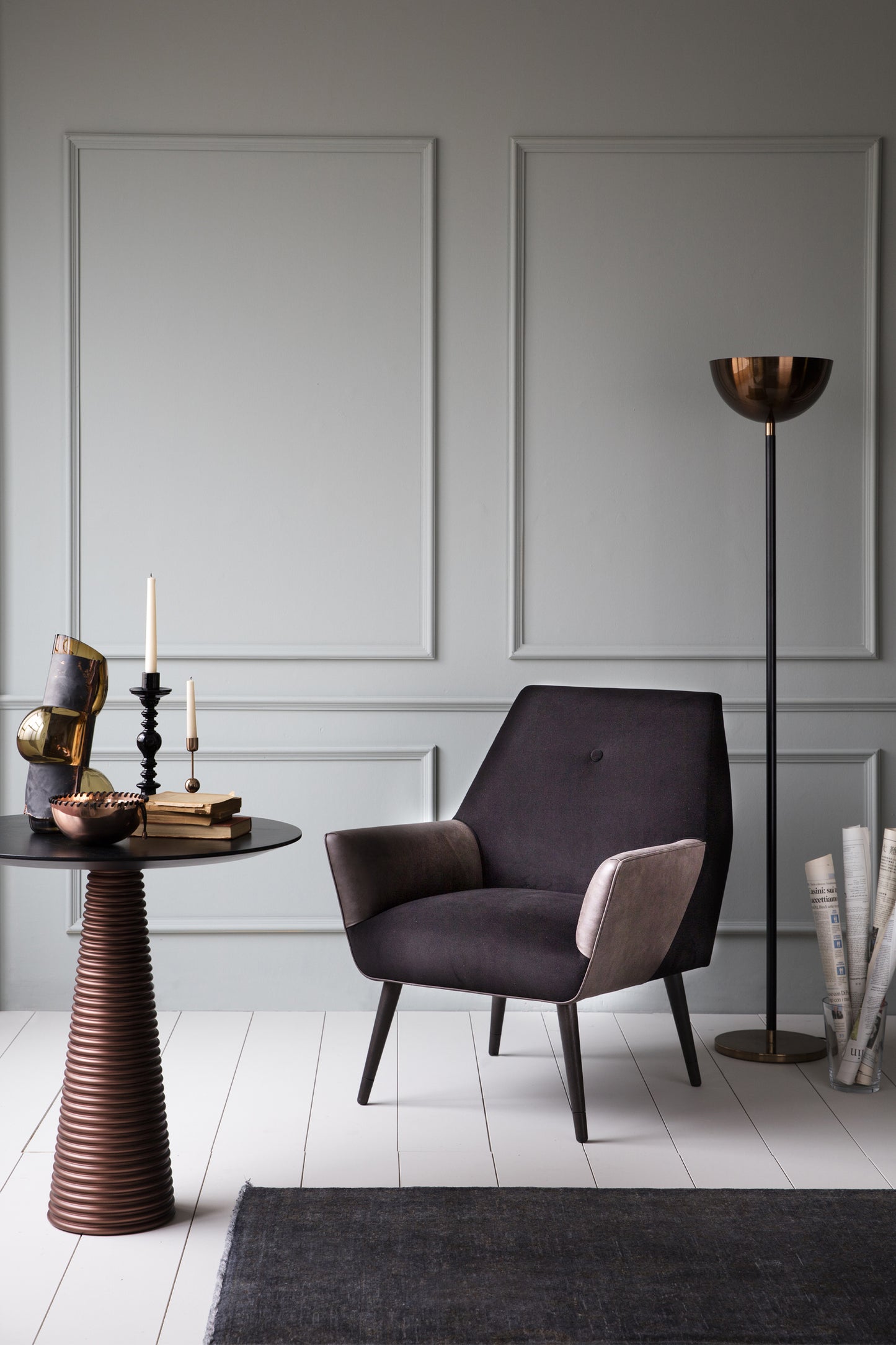 NERO ARMCHAIR