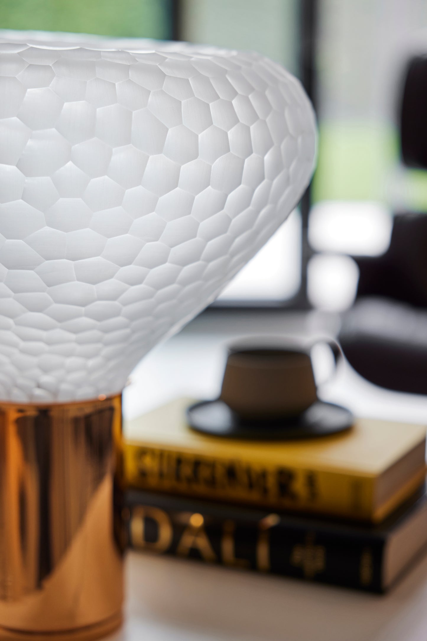 SU'ME TABLE LAMP