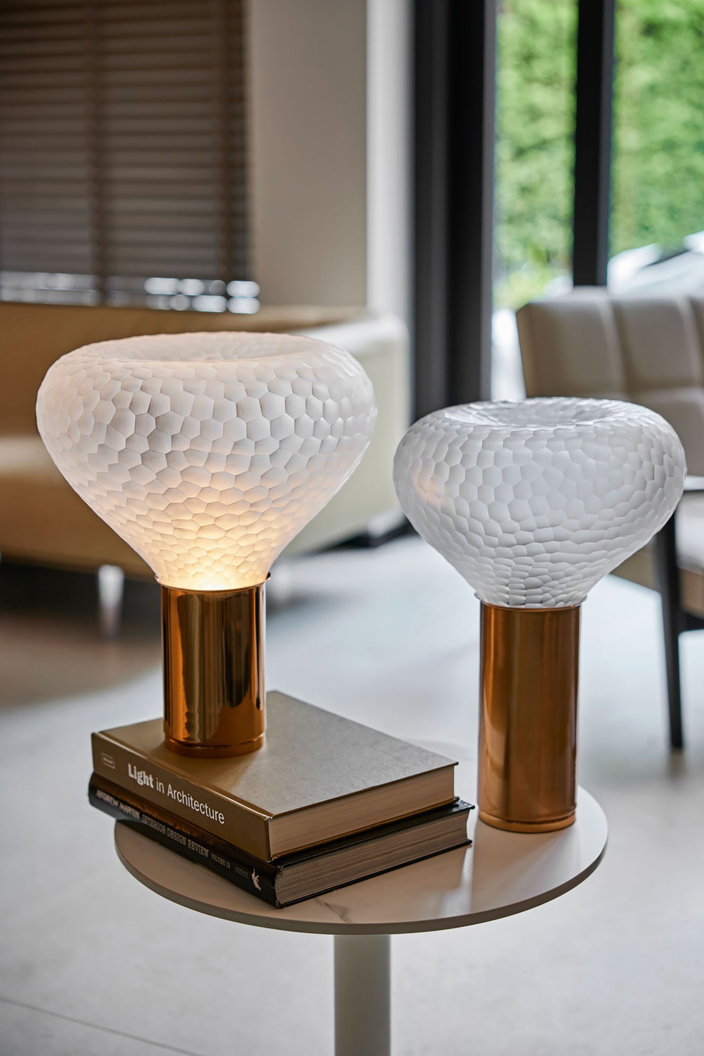 SU'ME TABLE LAMP